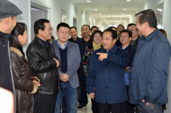 大同市委常委組織部長宋濤帶隊來互聯(lián)網(wǎng)+服務產(chǎn)業(yè)園考察入駐企業(yè)
